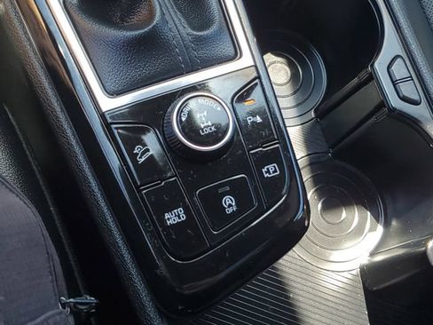 Used 2025 Kia Sportage X-Line w/ Premium Package AWD/4WD image 33