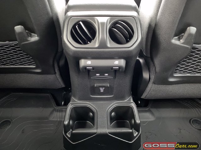 New 2026 Jeep Gladiator Rubicon w/ Steel Power Dome Hood Package AWD/4WD image 22