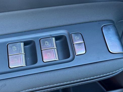 New 2026 Polestar Polestar 4 image 15