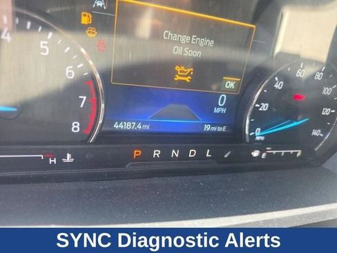 Used 2023 Ford Explorer XLT w/ Equipment Group 202A AWD/4WD image 13