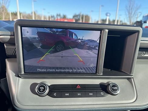 Used 2024 Ford Maverick XL image 18