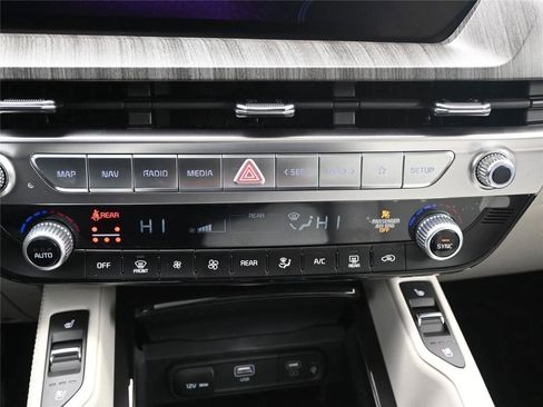 New 2025 Kia Telluride EX image 12