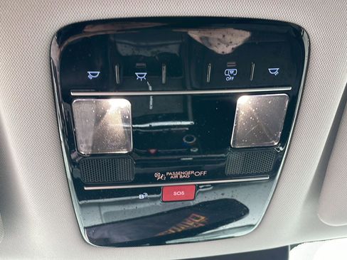 Used 2025 Hyundai Santa Fe SEL AWD/4WD image 23