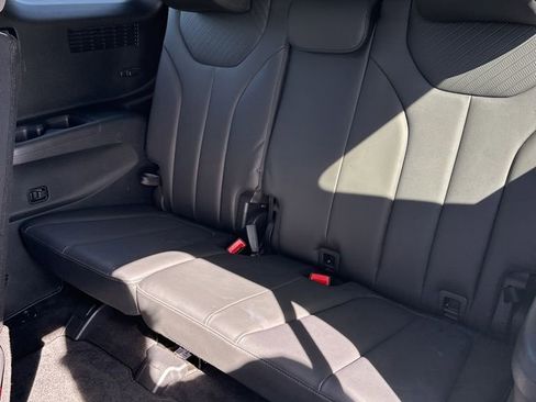 Used 2023 Hyundai Palisade SEL AWD/4WD image 13