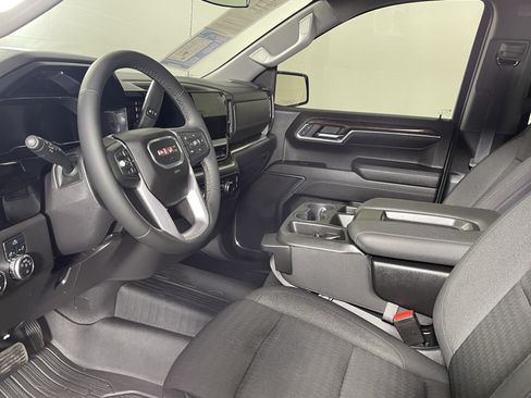 Used 2024 GMC Sierra 1500 Elevation w/ Max Trailering Package AWD/4WD image 11