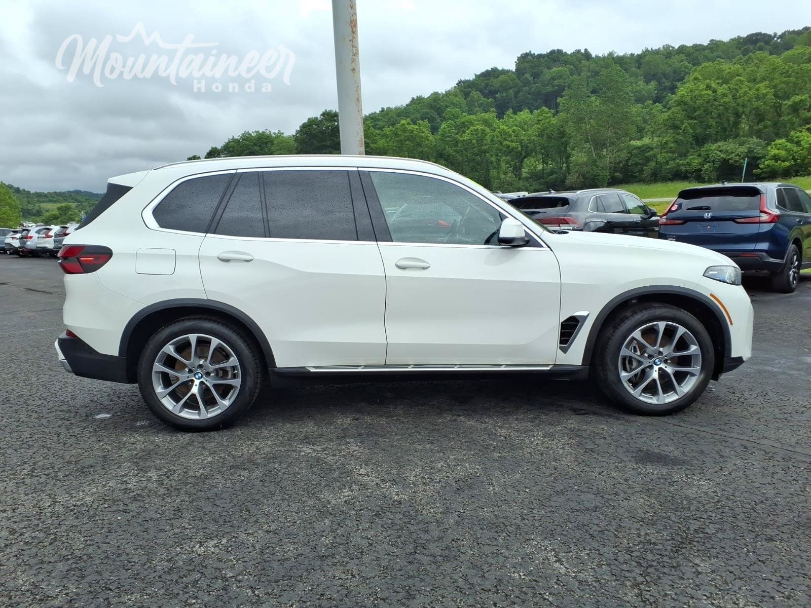 Used 2026 BMW X5 xDrive40i AWD/4WD image 8