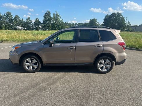 Used 2014 Subaru Forester 2.5i Limited w/ Popular Package #2 AWD/4WD image 4