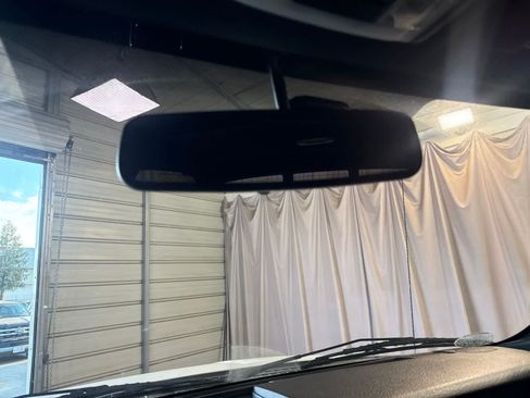 Used 2013 Ford F150 Platinum AWD/4WD image 27