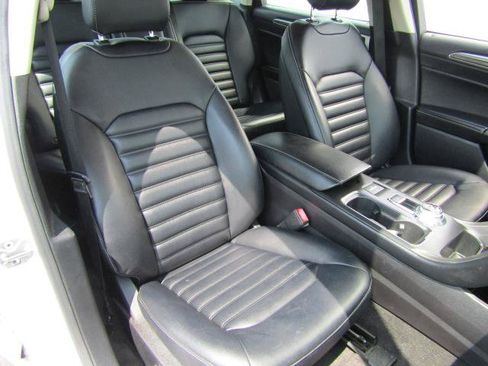 Certified 2020 Ford Fusion SEL FWD image 8