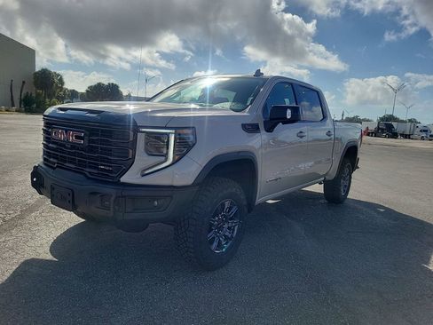 New 2026 GMC Sierra 1500 AT4X image 4