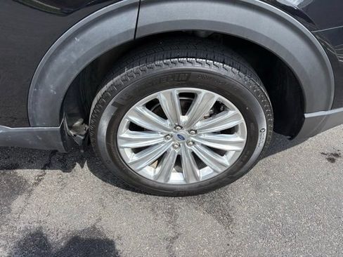 Certified 2022 Ford Explorer Limited w/ Limited Technology Package AWD/4WD image 11
