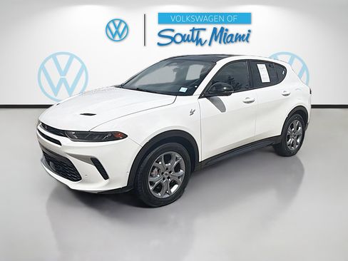 Used 2025 Dodge Hornet R/T w/ R/T Plus Package AWD/4WD image 3