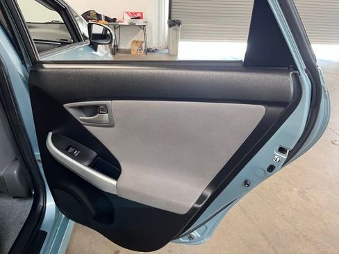 Used 2014 Toyota Prius Four image 15