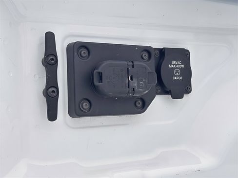 Used 2024 RAM 3500 Laramie w/ Night Edition image 12