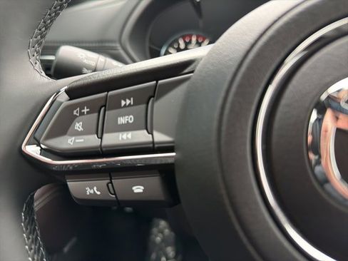New 2025 MAZDA CX-5 Signature image 20