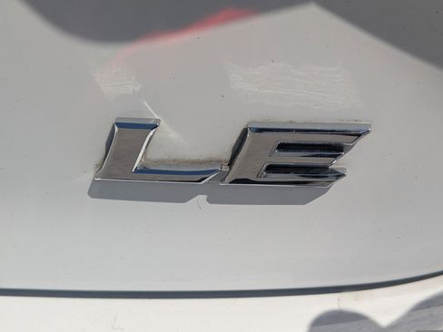 Used 2025 Toyota Camry LE FWD image 15