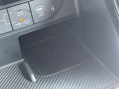 New 2026 Kia Sorento S w/ S Panoramic Sunroof Package image 31