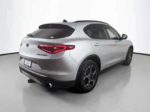 Used 2019 Alfa Romeo Stelvio Ti Sport w/ Quick Order Package 22S Sport AWD/4WD image 5