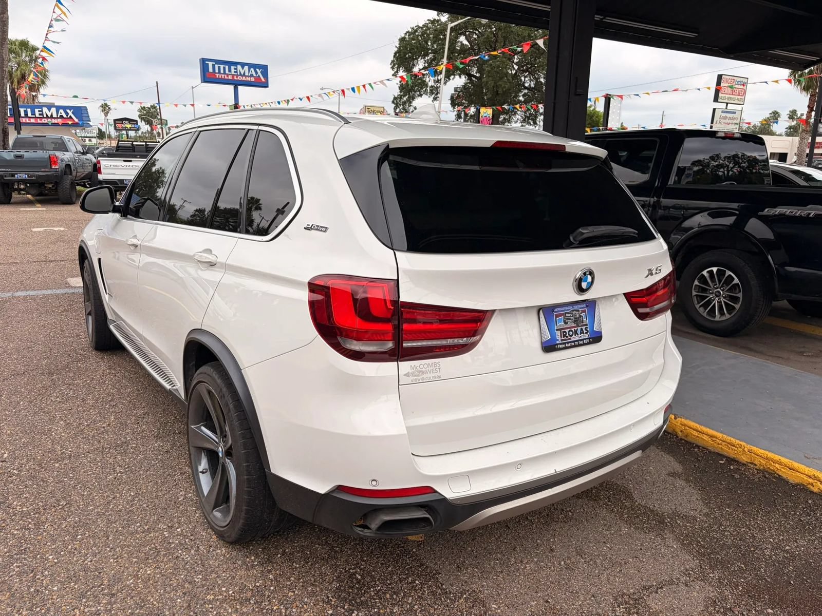 Used 2017 BMW X5 xDrive40e AWD/4WD image 9