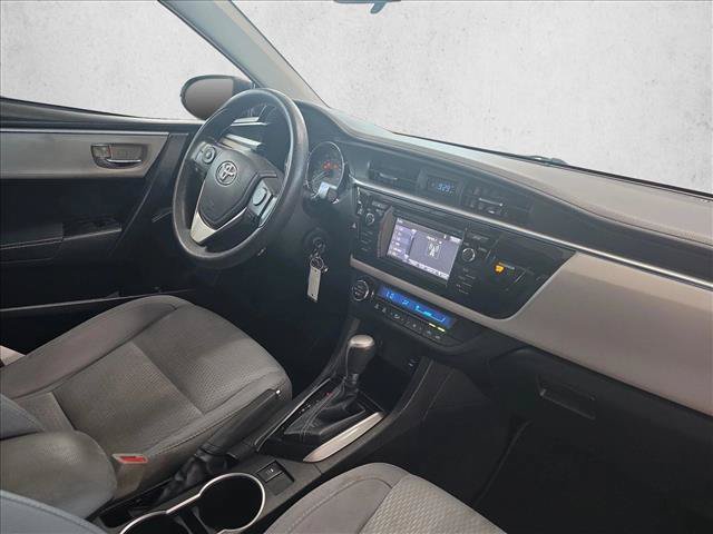 Used 2015 Toyota Corolla LE FWD image 20