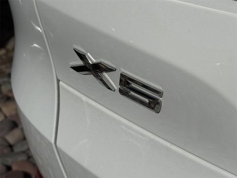 Used 2019 BMW X5 xDrive40i w/ Convenience Package image 12