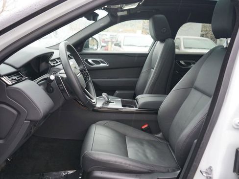 Used 2025 Land Rover Range Rover Velar Dynamic SE AWD/4WD image 11