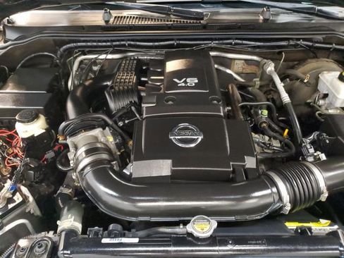 Used 2019 Nissan Frontier PRO-4X image 23