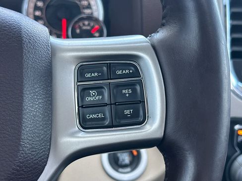 Used 2015 RAM 1500 Laramie w/ Convenience Group AWD/4WD image 27
