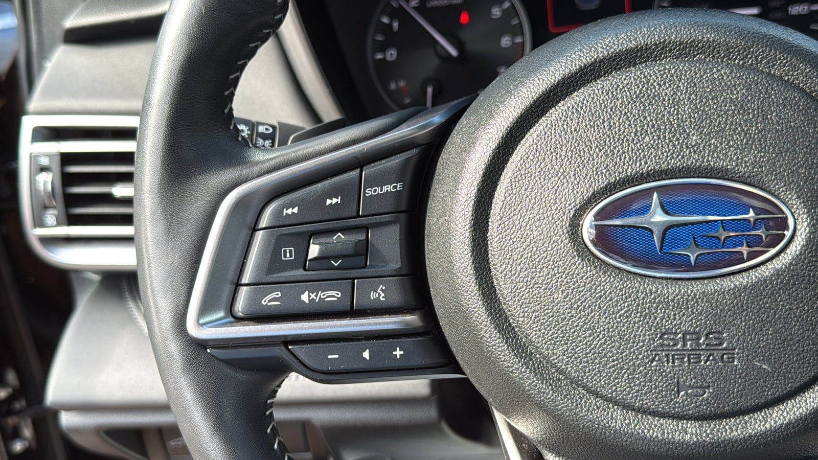 Certified 2024 Subaru Outback Touring XT AWD/4WD image 14