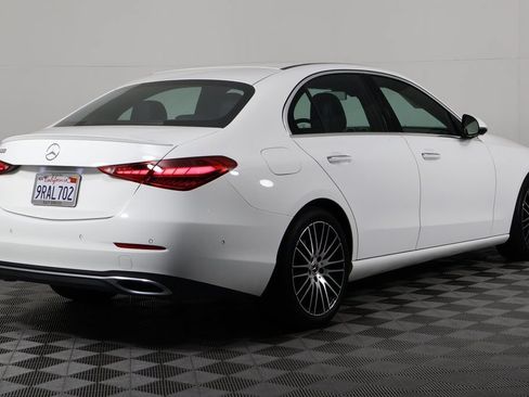 Used 2025 Mercedes-Benz C 300 Sedan image 4