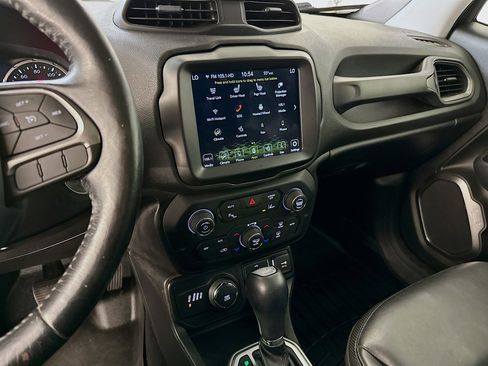 Used 2018 Jeep Renegade Limited w/ UConnect 8.4 Nav Group image 26