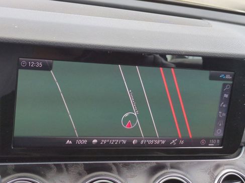 Certified 2019 Mercedes-Benz E 300 4MATIC image 21