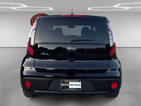 Used 2019 Kia Soul FWD image 4