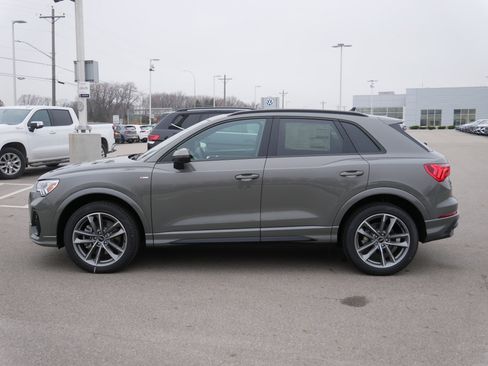 New 2025 Audi Q3 2.0T Premium image 3