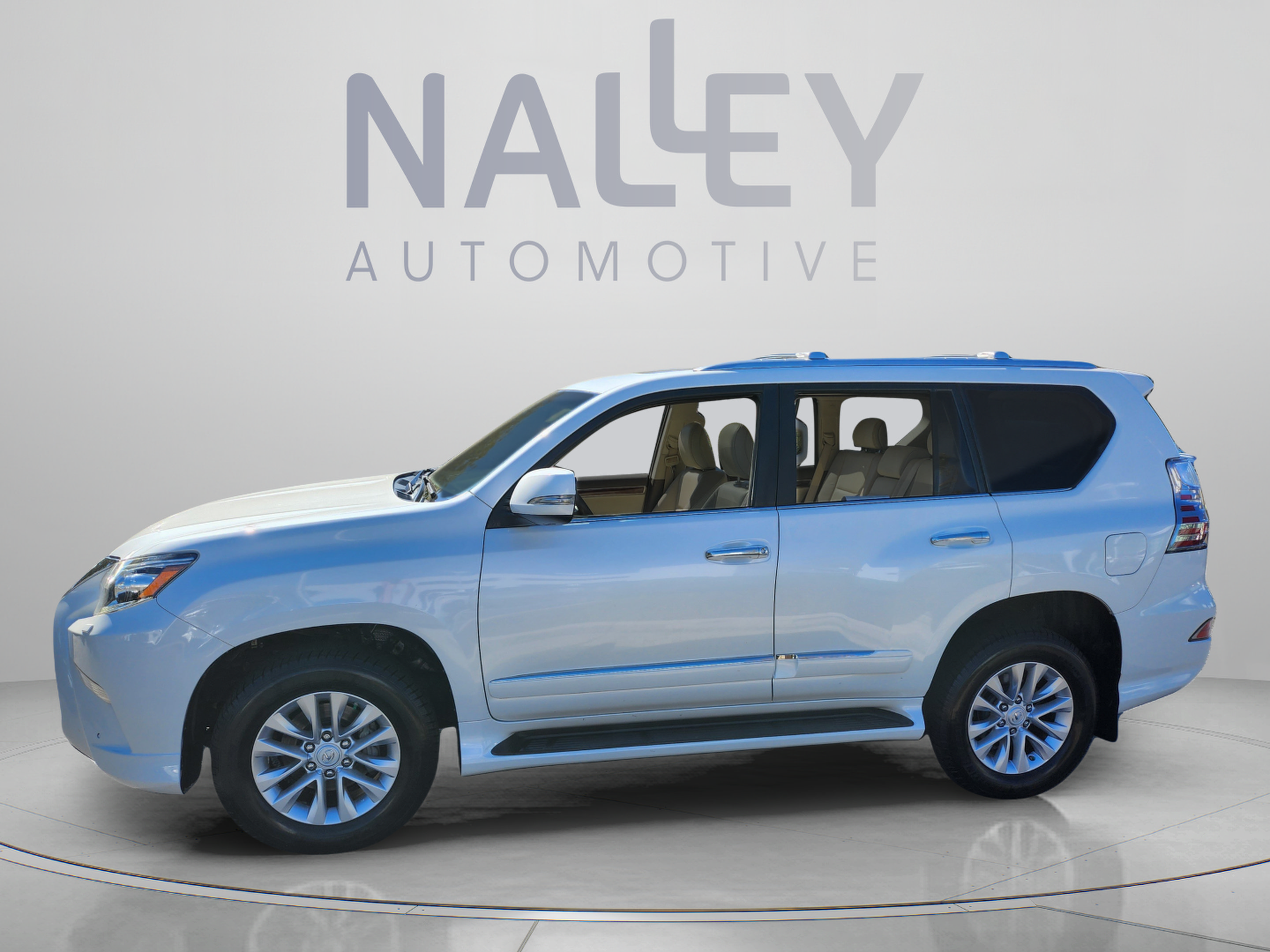 Used 2015 Lexus GX 460 w/ Premium Package AWD/4WD image 2