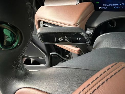 Certified 2025 Lincoln Aviator Reserve w/ Jet Appearance Package AWD/4WD image 19