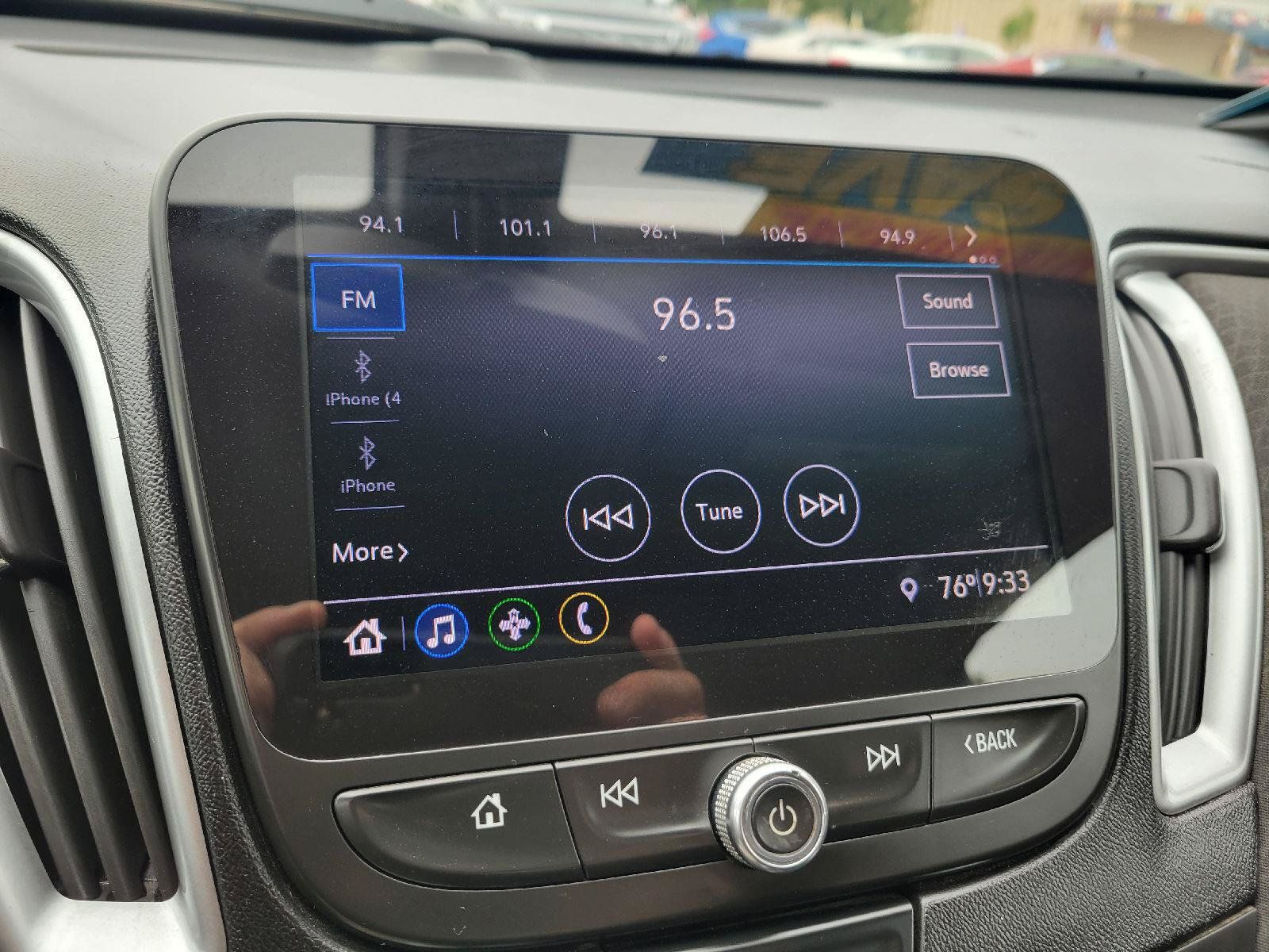 Used 2019 Chevrolet Malibu LS w/ LPO, Convenience Package 2 FWD image 19