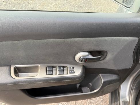 Used 2012 Nissan Versa 1.8 S w/ Special Edition Pkg image 26