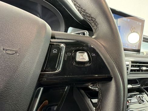 Used 2022 Lincoln Corsair FWD image 31
