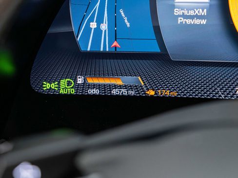 Certified 2022 Ferrari Roma image 6