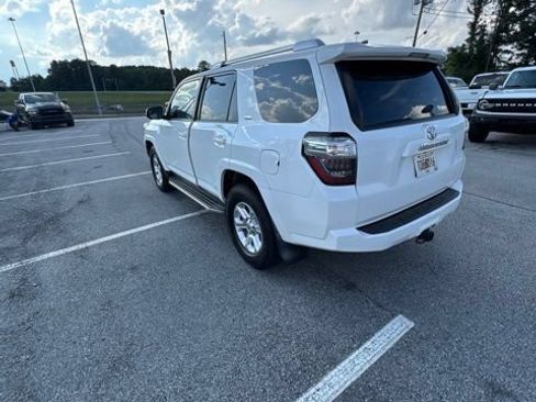 Used 2018 Toyota 4Runner SR5 Premium RWD image 9