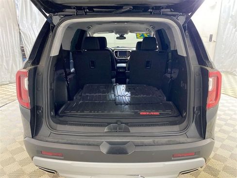 Certified 2023 GMC Acadia SLE w/ LPO, Floor Liner Package image 30