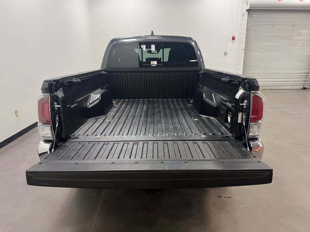 Used 2021 Toyota Tacoma TRD Off-Road AWD/4WD image 23