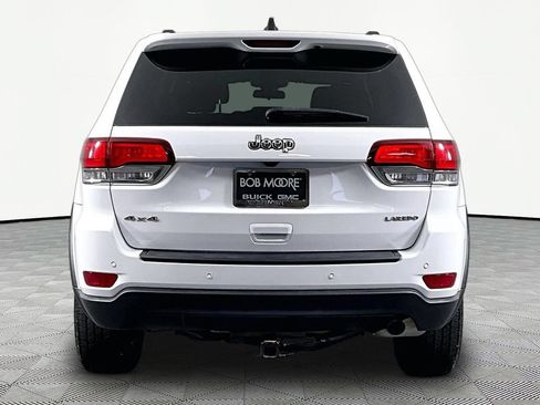 Used 2021 Jeep Grand Cherokee Laredo AWD/4WD image 5
