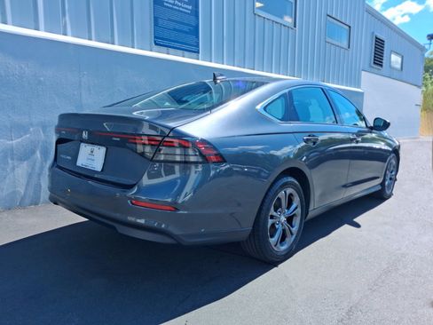 Used 2023 Honda Accord EX image 10