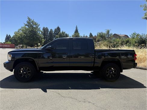 Used 2011 Dodge Dakota Big Horn AWD/4WD image 4