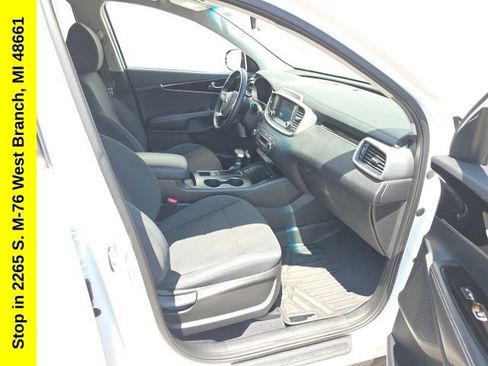 Used 2020 Kia Sorento S AWD/4WD image 46