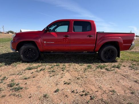 Used 2015 Toyota Tacoma PreRunner w/ SR5 Package image 7