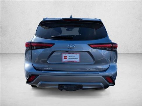 Certified 2021 Toyota Highlander Platinum image 6
