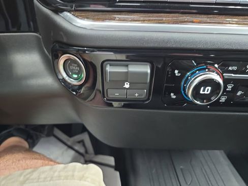 New 2026 GMC Sierra 1500 Elevation image 21